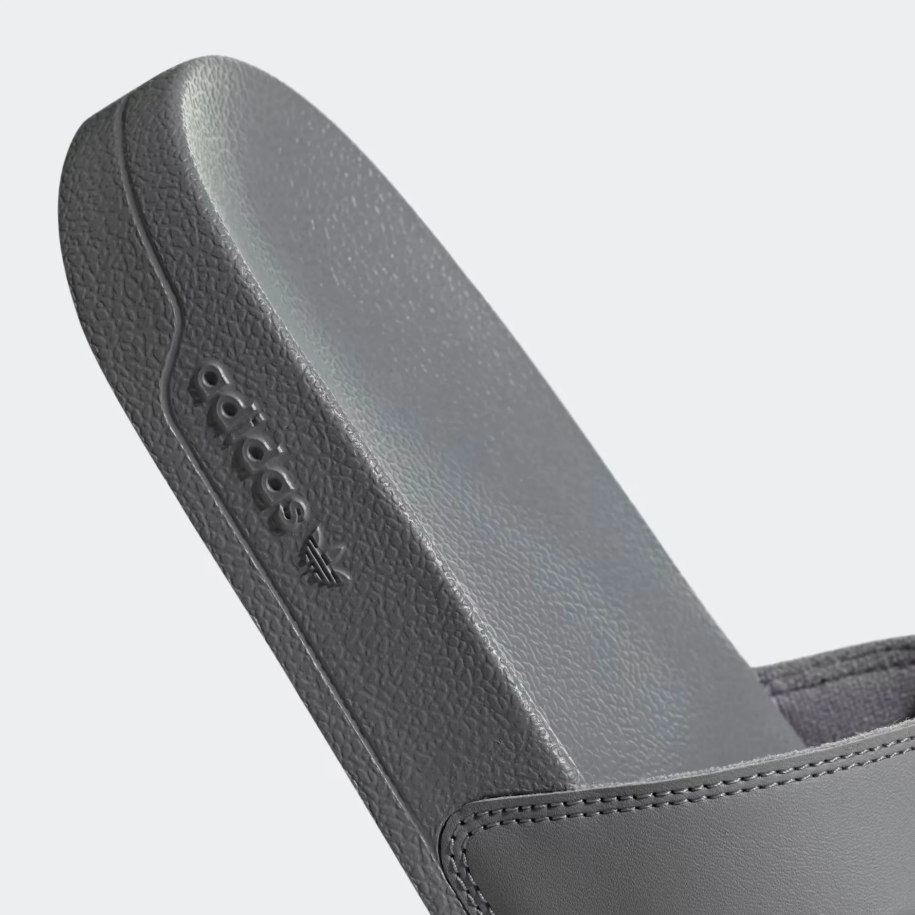 ADIDAS ADILETTE LITE SLIDES