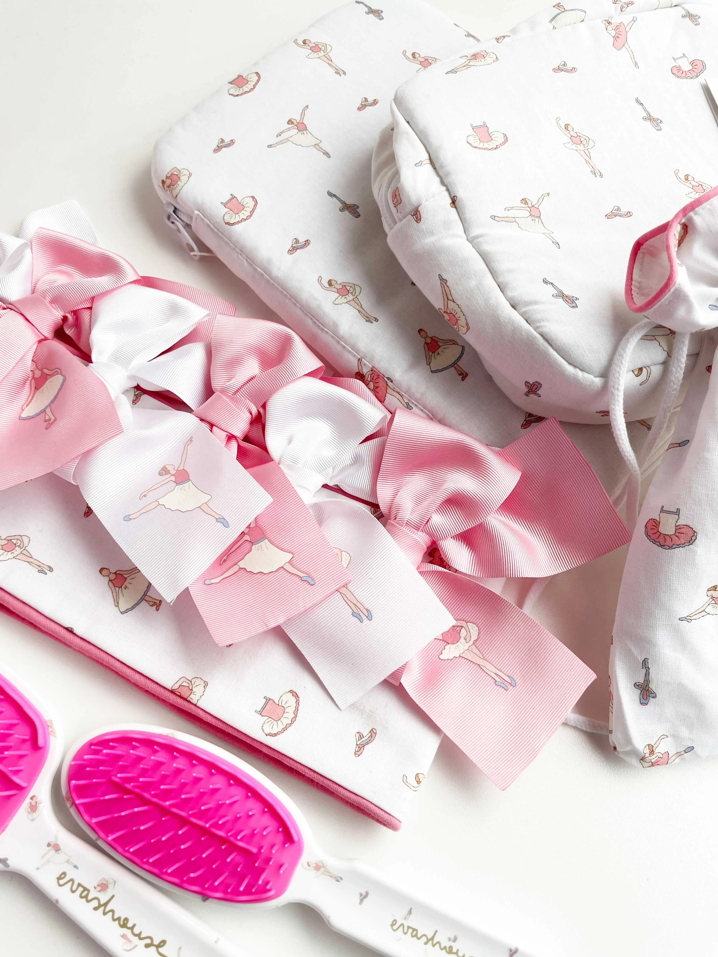 Ballet slippers bow holder