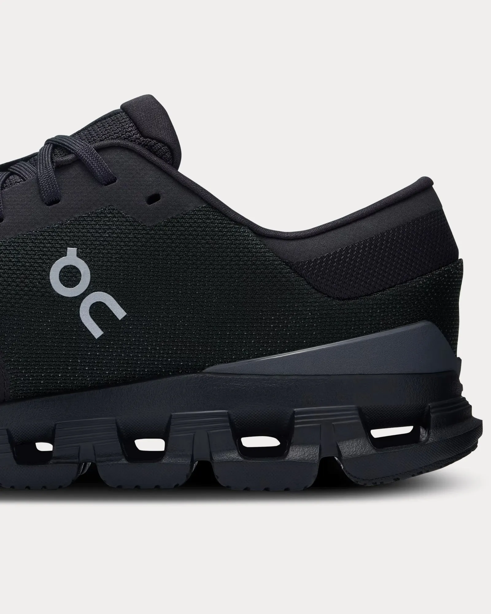 Cloud X 4 Black / Eclipse Running Shoes
