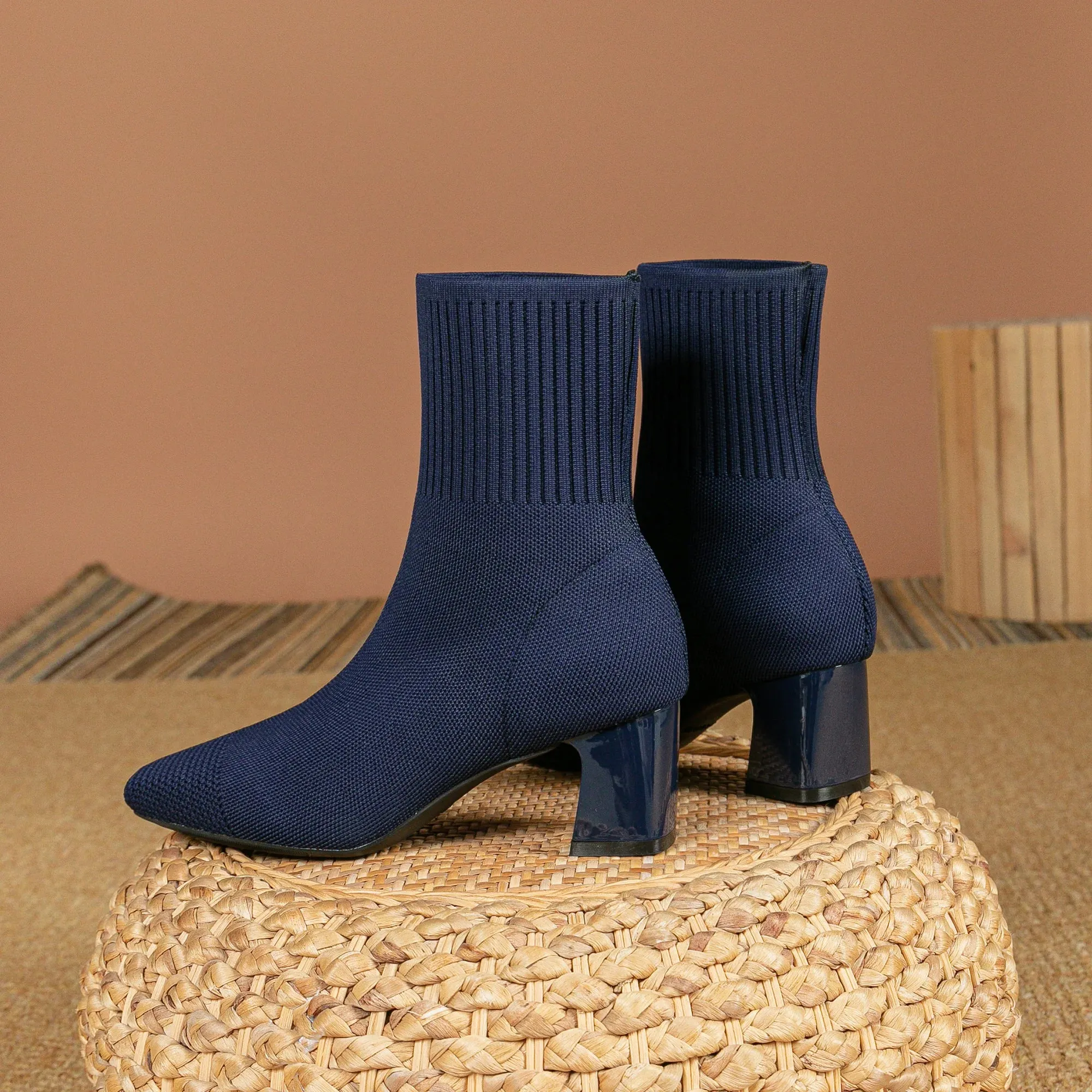 Knitted Heels