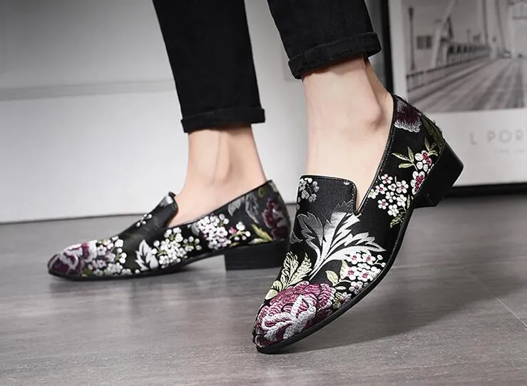 Men Handmade Exquisite Embroidery Leather Business Dress Shoes