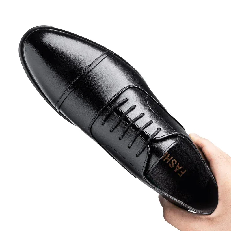 Men's Elegant Vegan Leather Shoes with Premium Finish | Eco-Friendly All-Season Wear