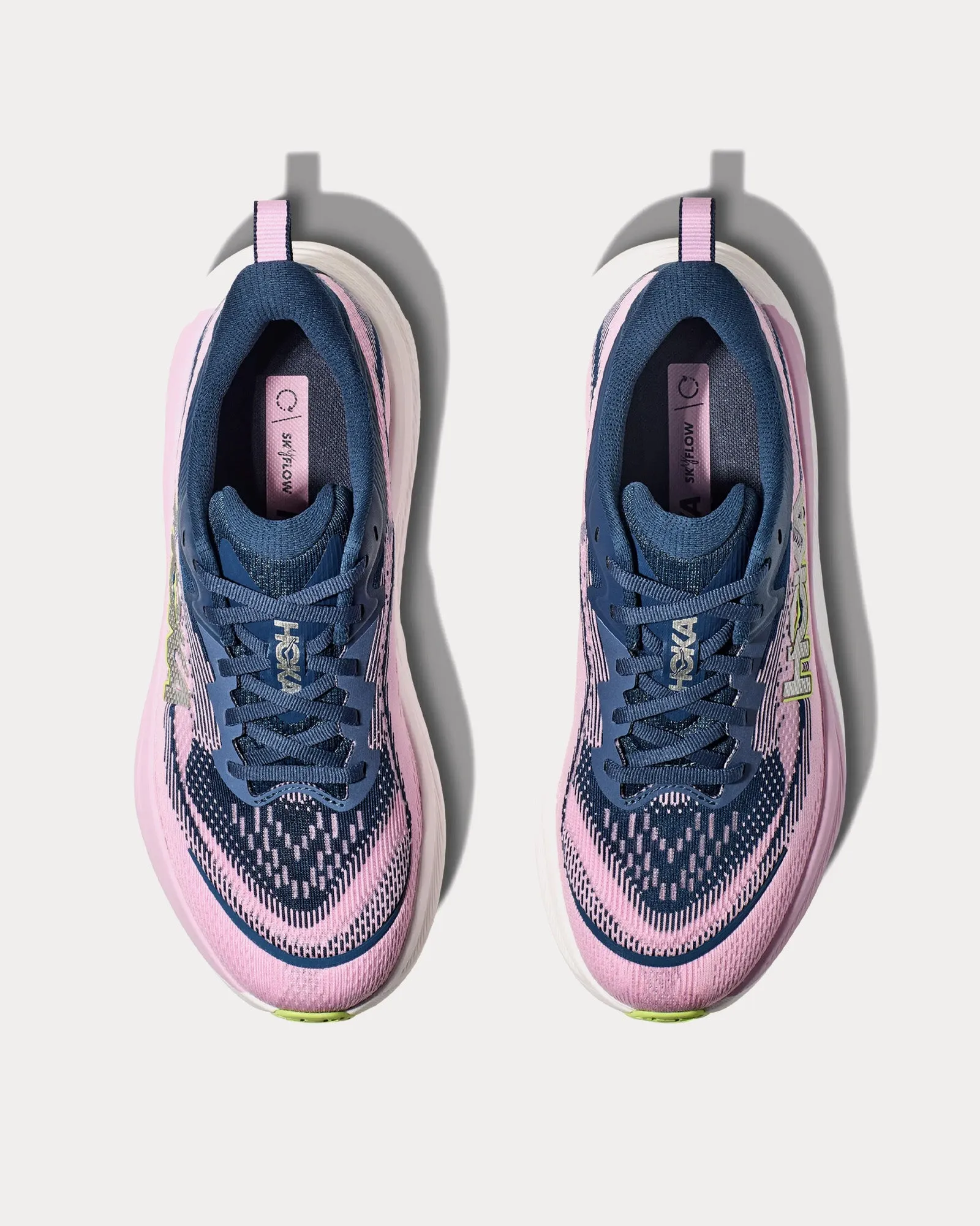 Skyflow Midnight / Pink Twilight Running Shoes