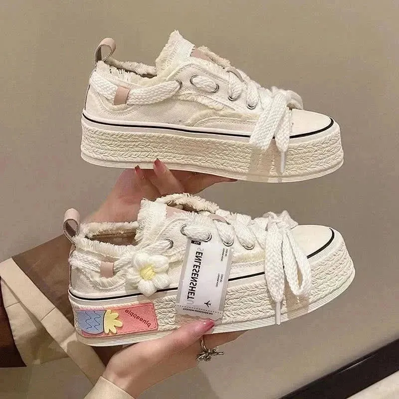 Trendy Platform Sneakers for Teenagers | Flower Design