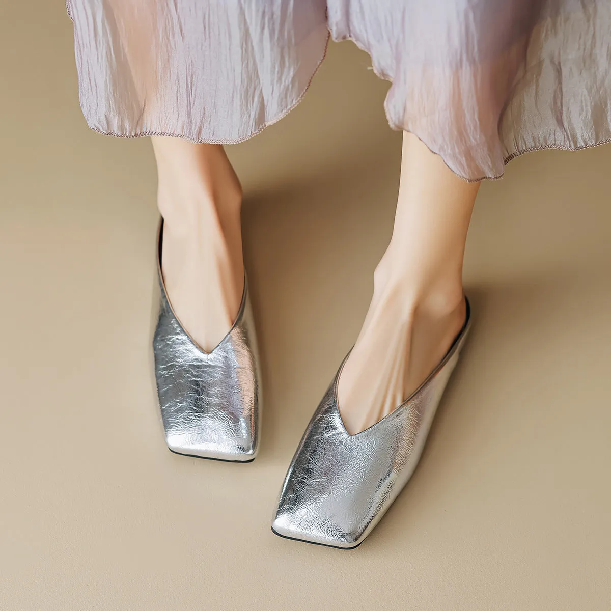 Women Minimalist Fashion Soft Leather Flat Mules