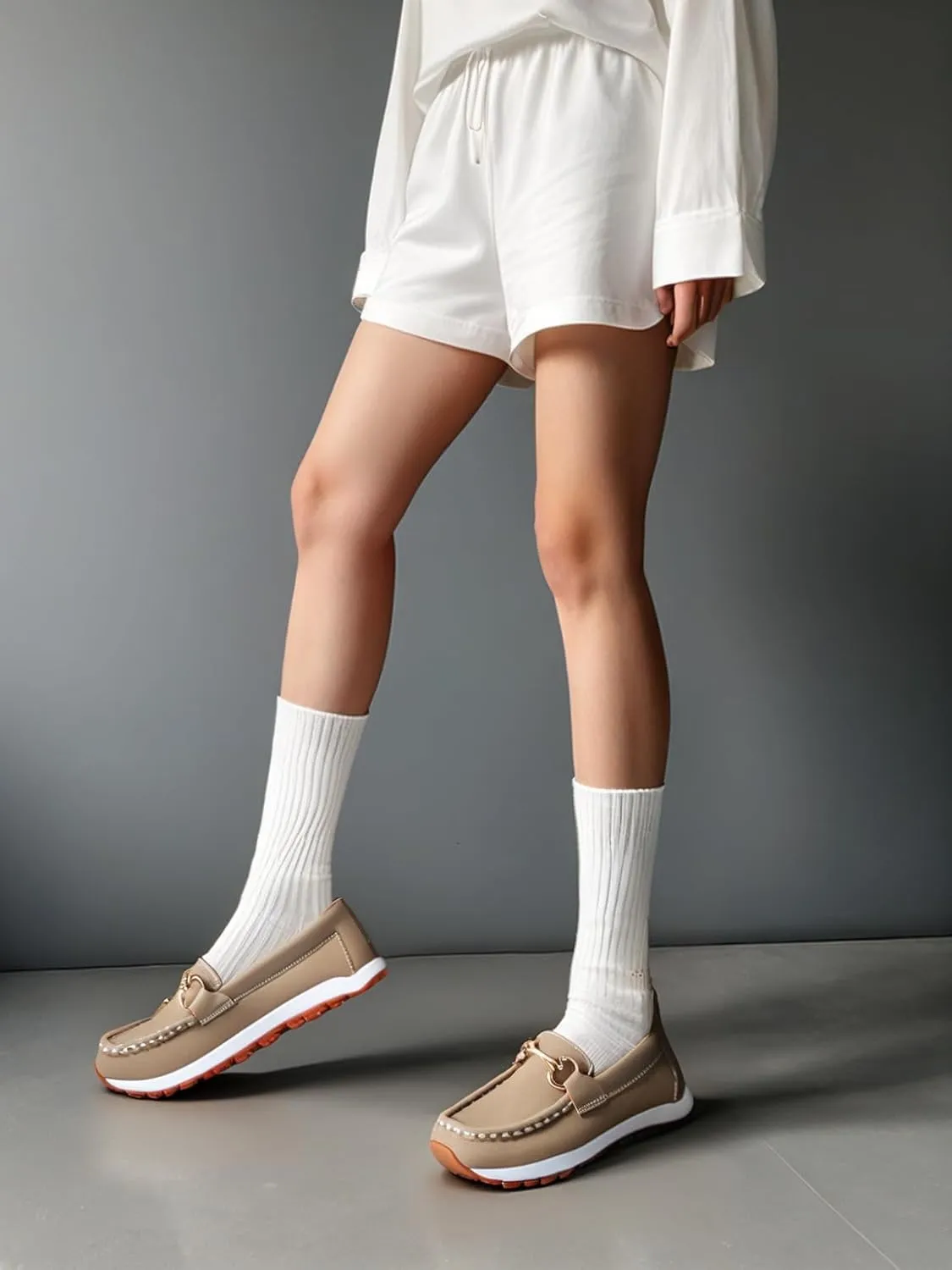 Women's Slip-On Loafers with Metal Chain-Comfortable Work Flats for Nurses&Teachers-Breathable Non-Slip Shoes for Women