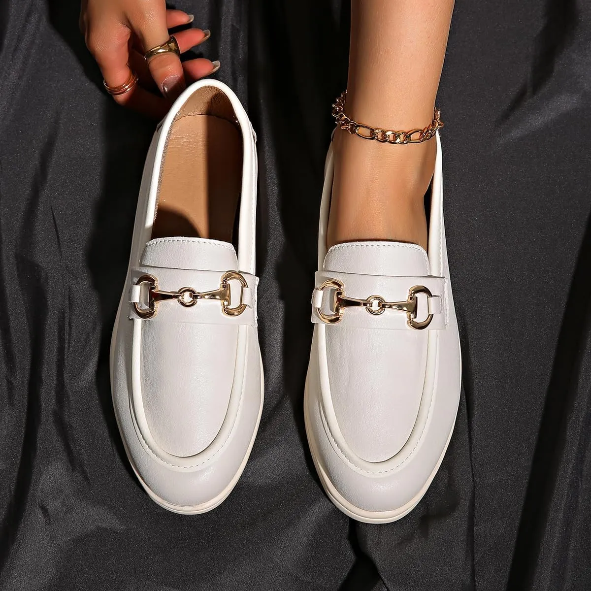 Women's Slip-On Loafers with Metal Chain-Comfortable Work Flats for Nurses&Teachers-Breathable Non-Slip Shoes for Women